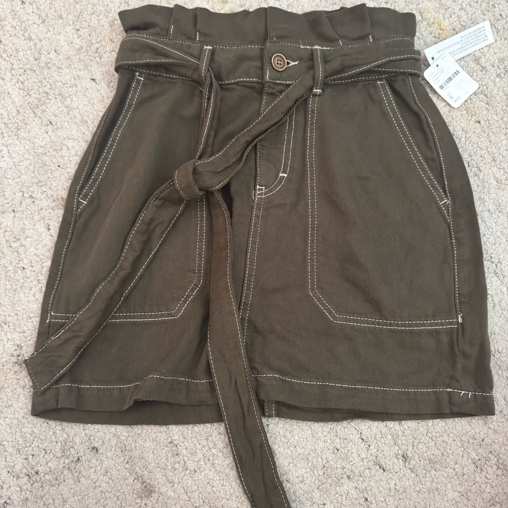 Free people NWT olive green Paperbag Waist Skirt 0 mini